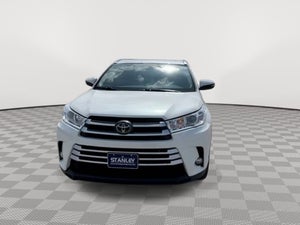2019 Toyota Highlander XLE, MOONROOF, LEATHER, HEATED SEATS