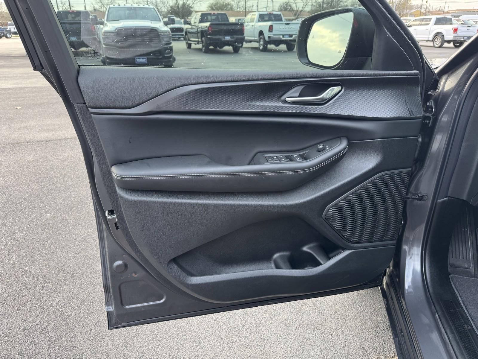 2025 Jeep Grand Cherokee L Laredo X