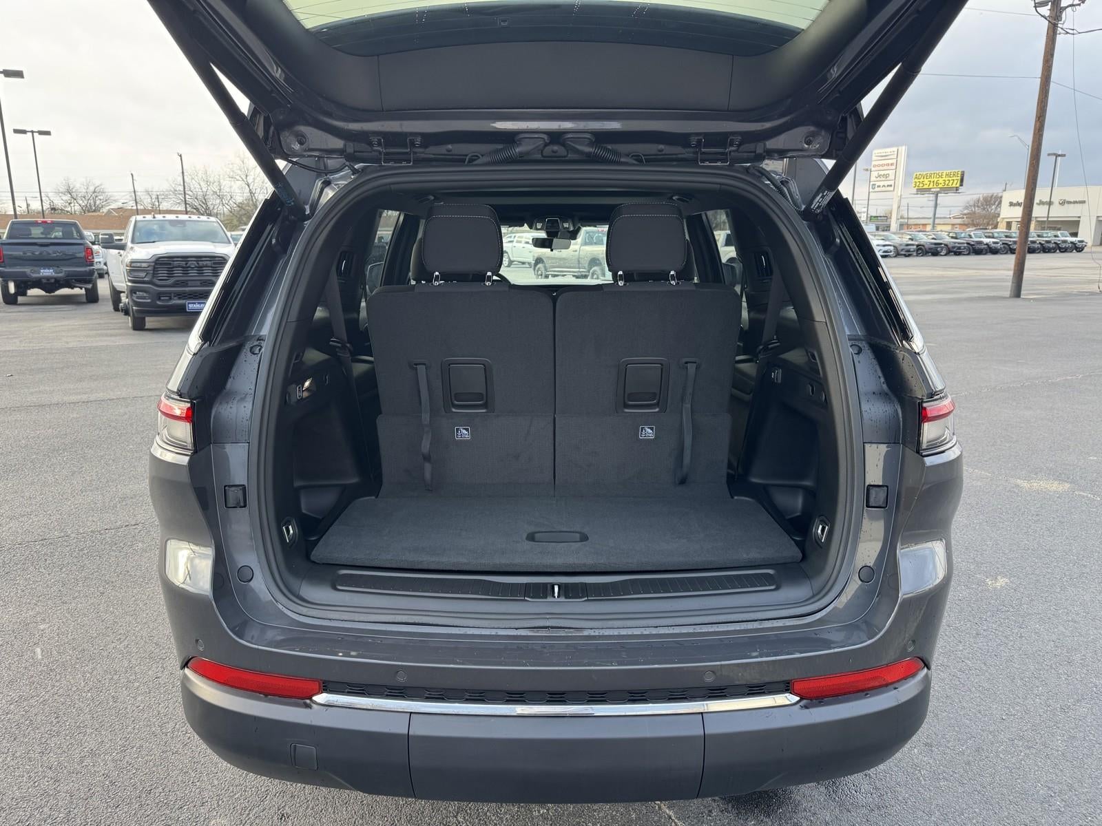 2025 Jeep Grand Cherokee L Laredo X