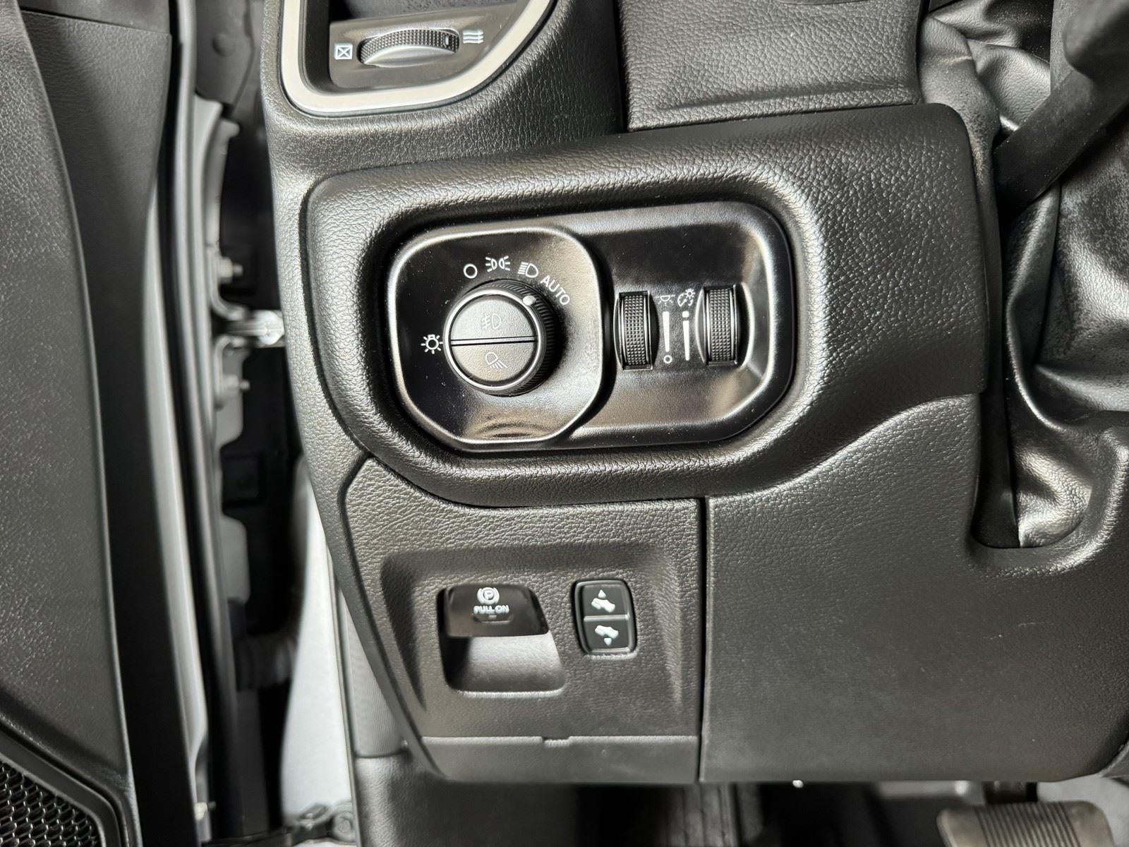 2025 RAM 1500 Lone Star