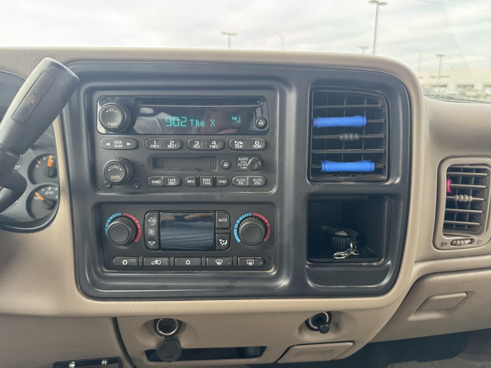 2004 Chevrolet Silverado 2500HD LS