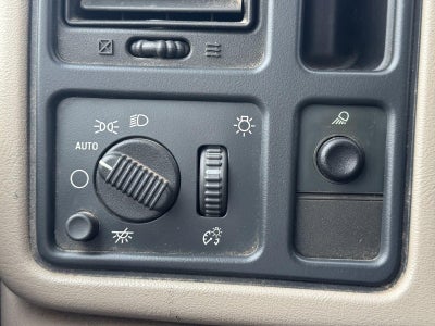 2004 Chevrolet Silverado 2500HD LS