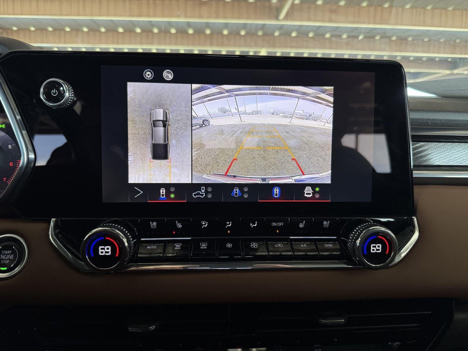 2025 GMC Canyon 4WD AT4