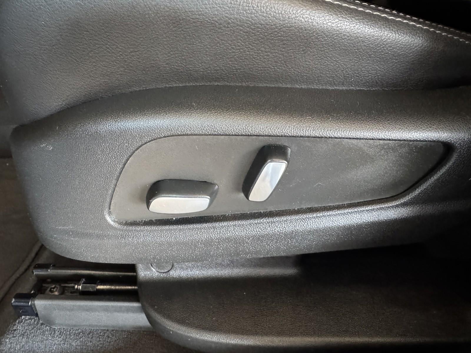 2023 Cadillac XT5 AWD Luxury