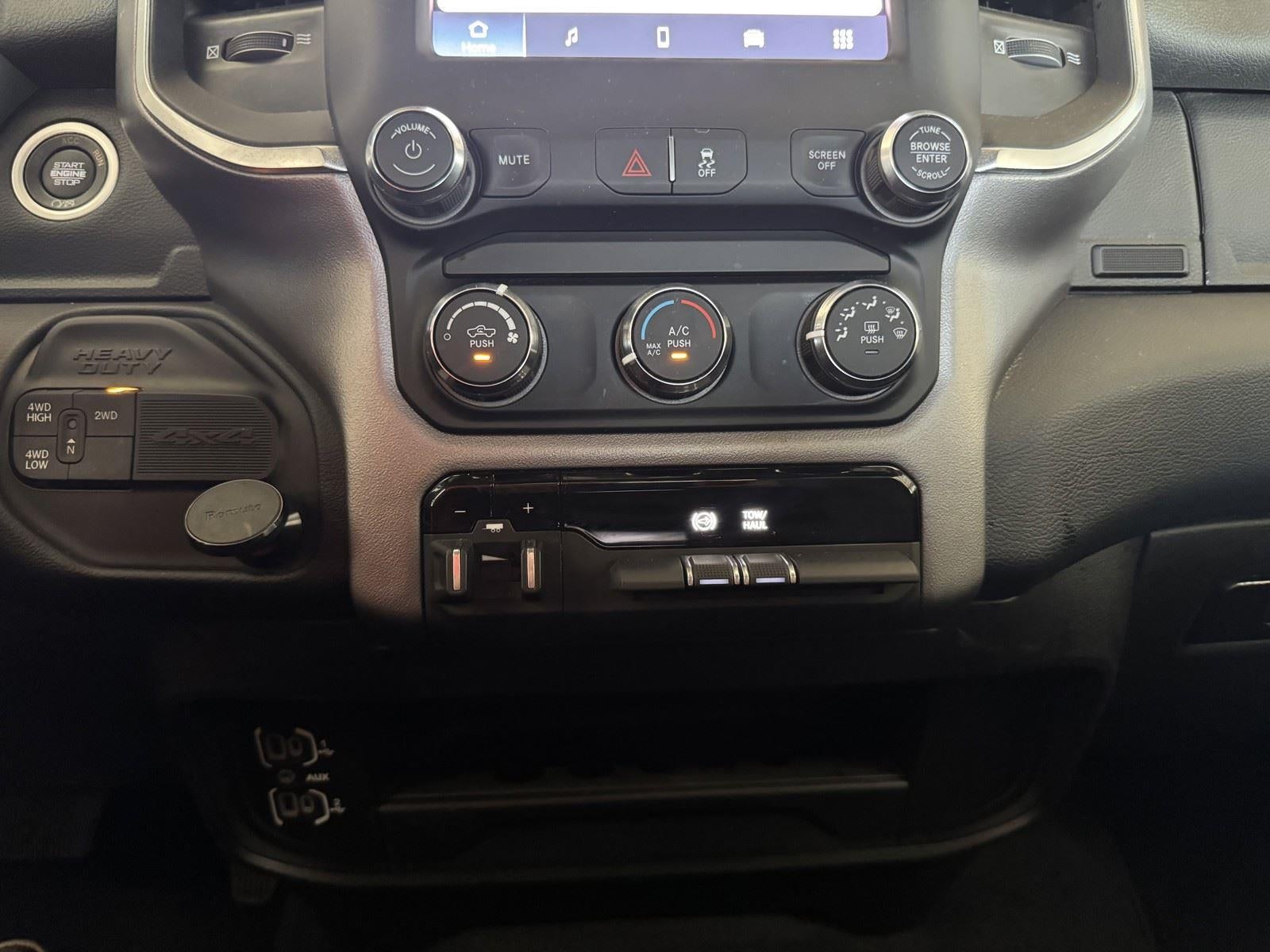 2024 RAM 3500 Big Horn