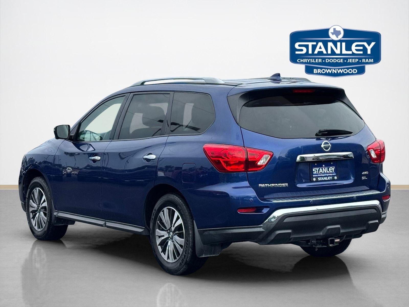 2020 Nissan Pathfinder SL