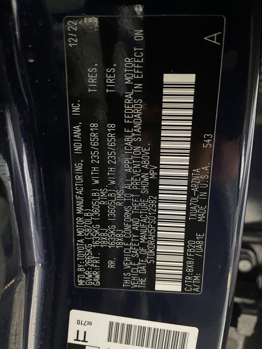 2023 Toyota Highlander LE