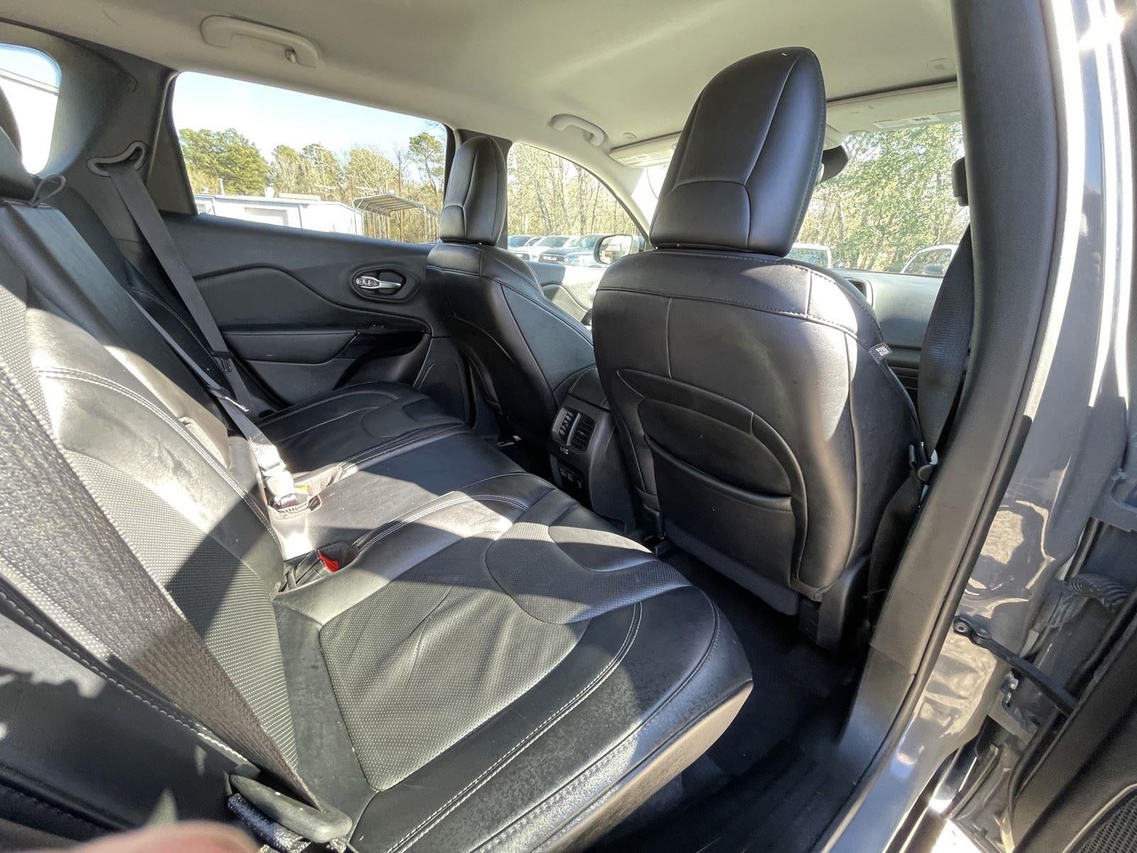 2023 Jeep Cherokee Altitude Lux