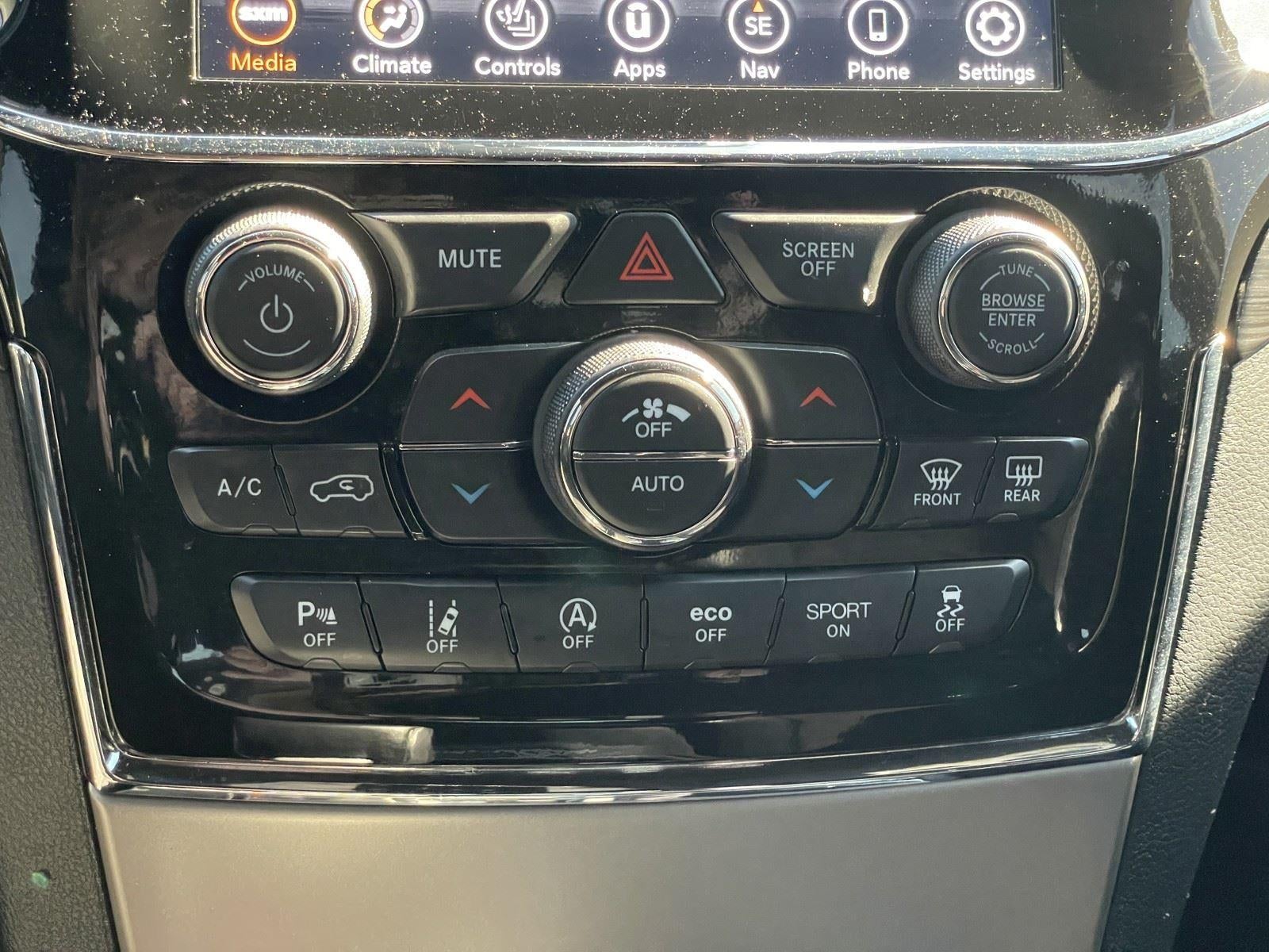 2022 Jeep Grand Cherokee WK Laredo X