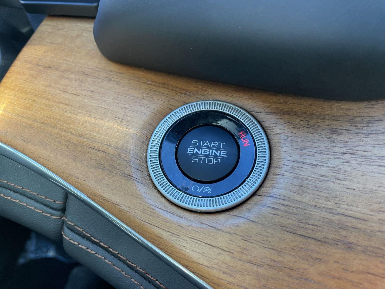 2022 Jeep Grand Cherokee Summit Reserve