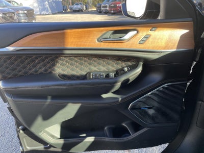 2022 Jeep Grand Cherokee Summit Reserve