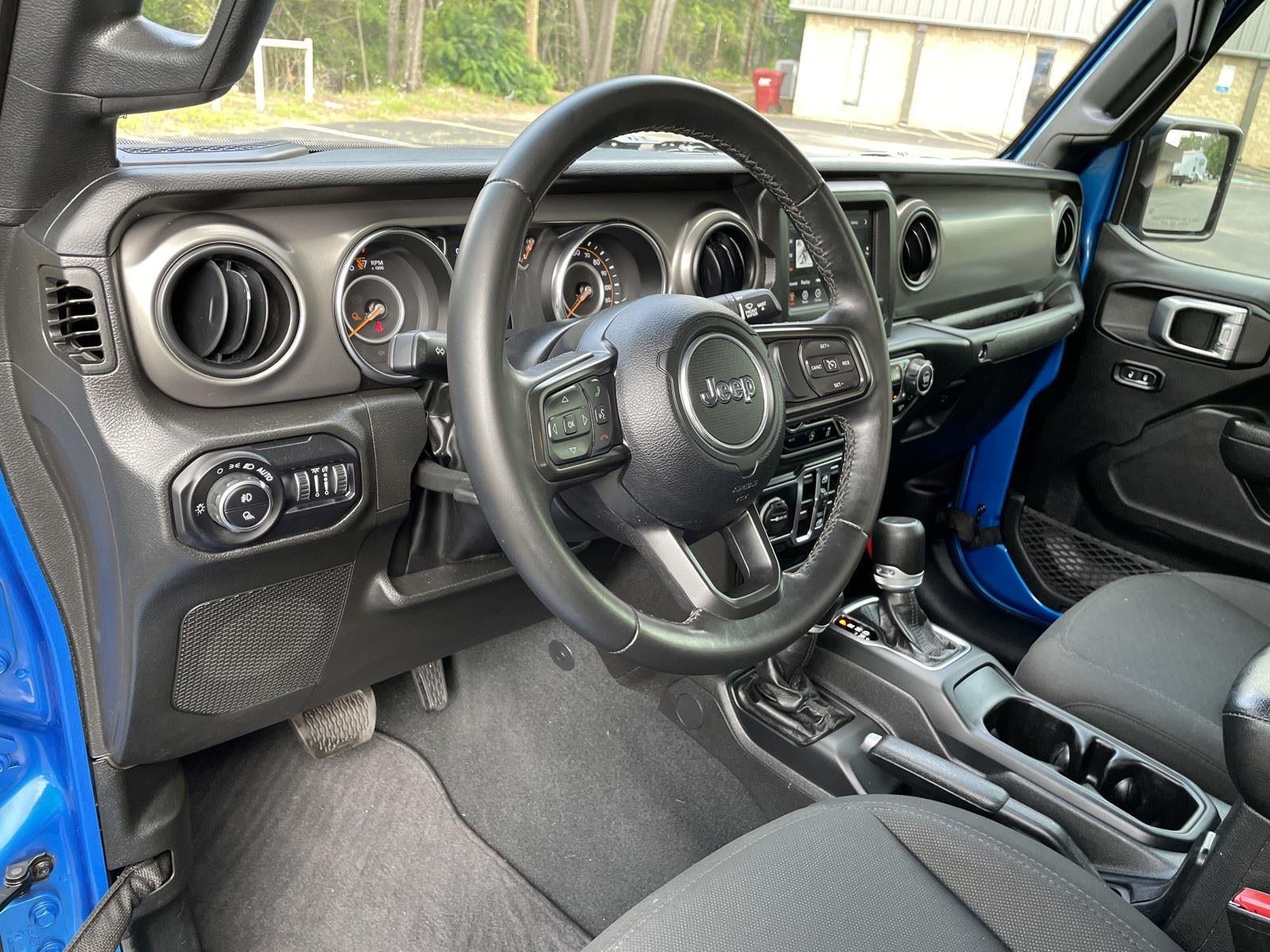 2022 Jeep Gladiator Willys