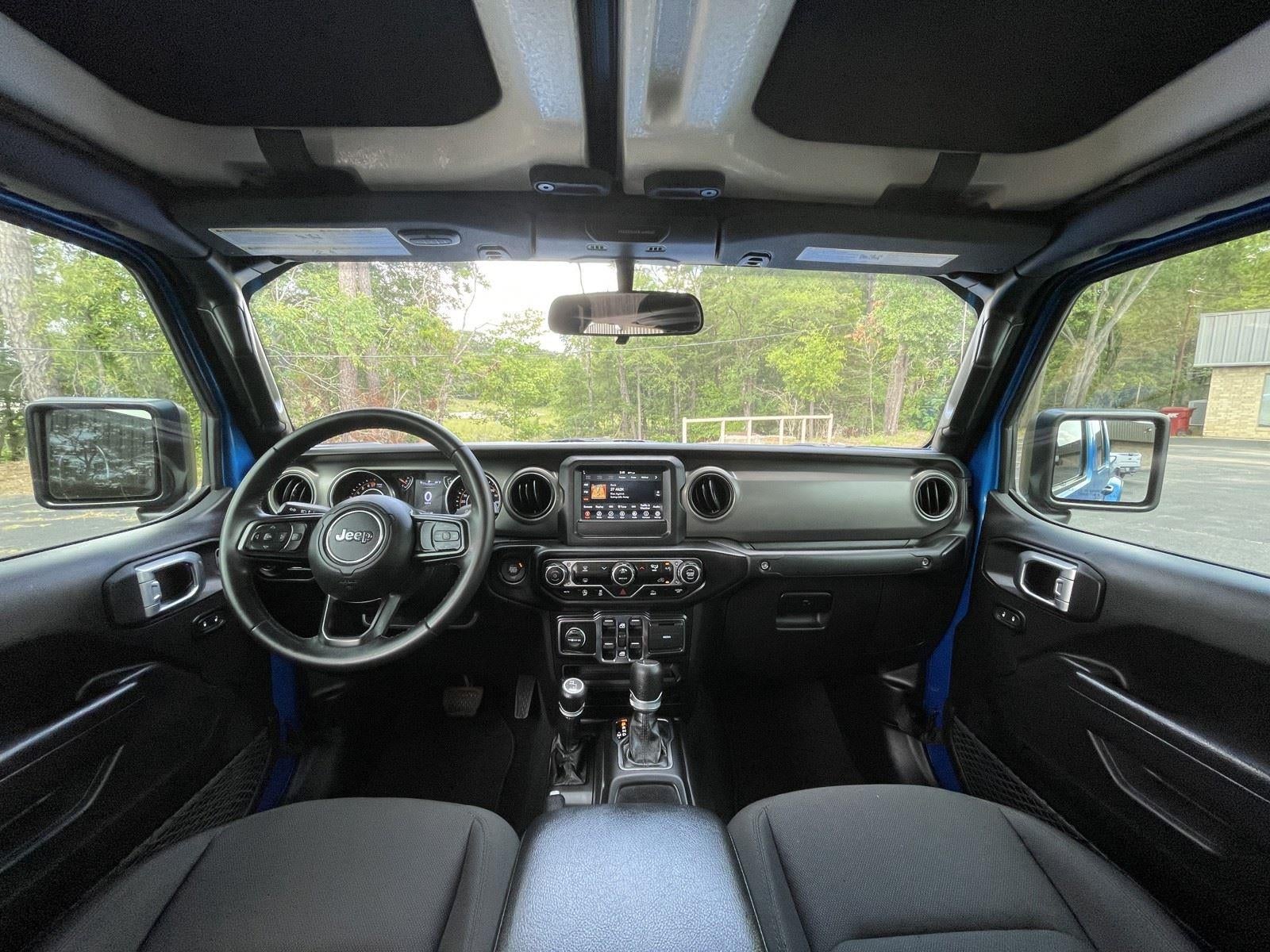 2022 Jeep Gladiator Willys