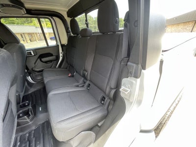 2022 Jeep Gladiator Willys