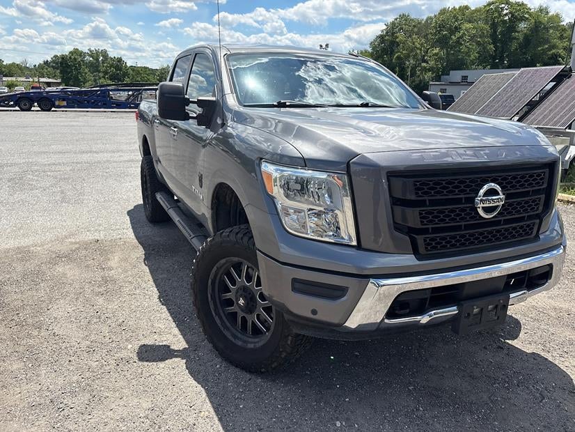 2021 Nissan Titan SV