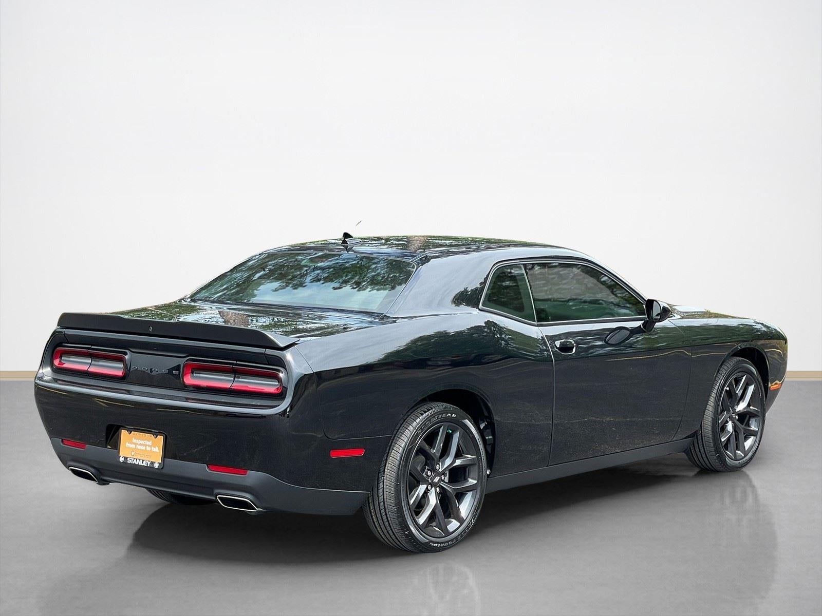 2022 Dodge Challenger SXT