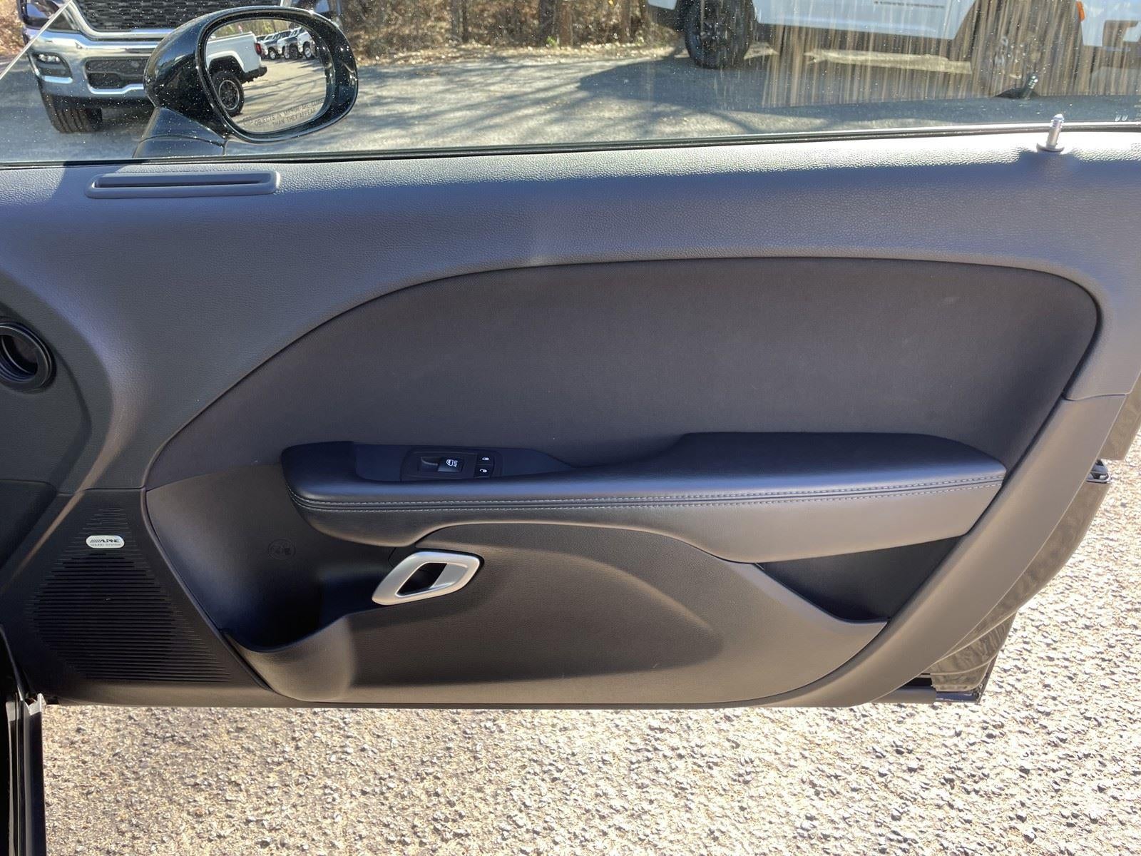 2023 Dodge Challenger SXT