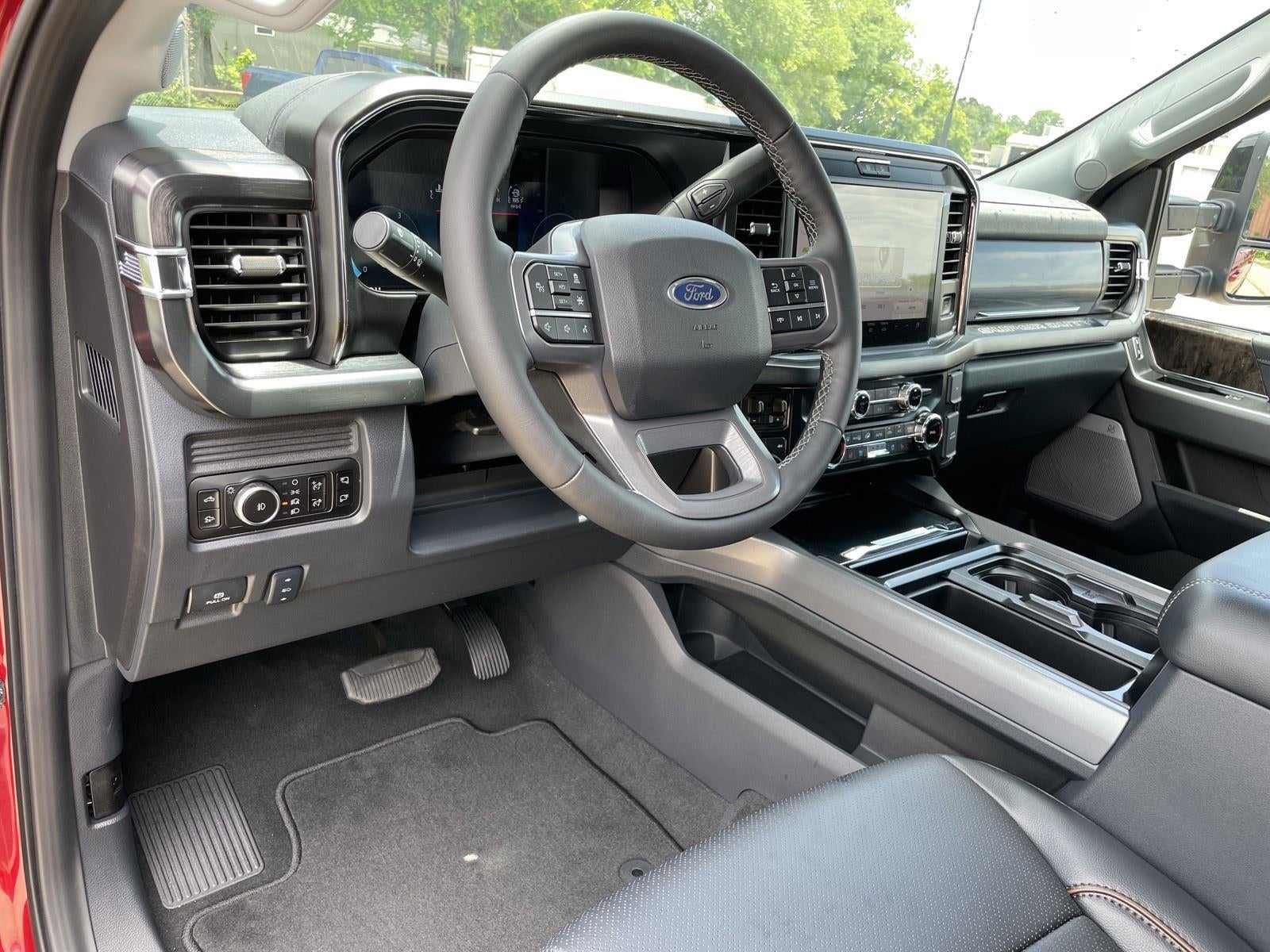 2026 Ford Super Duty F-250® Lariat®