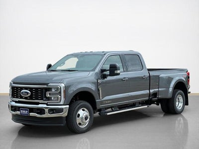 2026 Ford Super Duty F-350® Lariat®