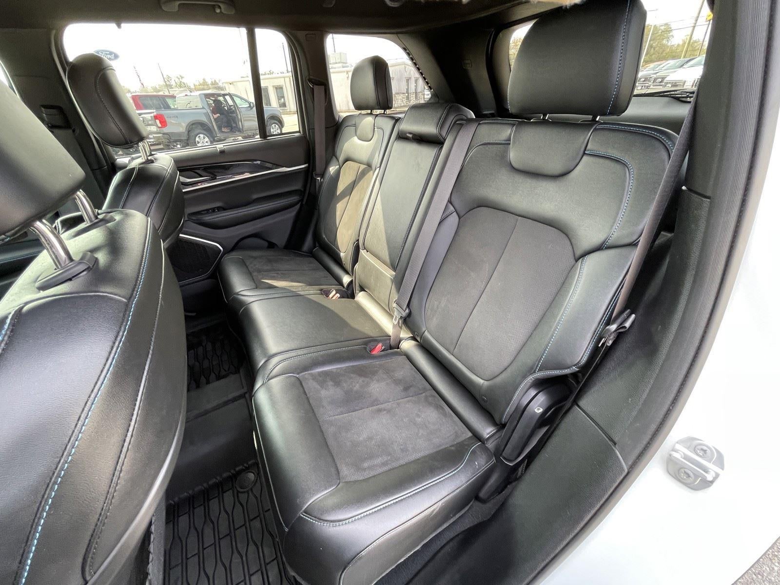 2022 Jeep Grand Cherokee 4xe Trailhawk