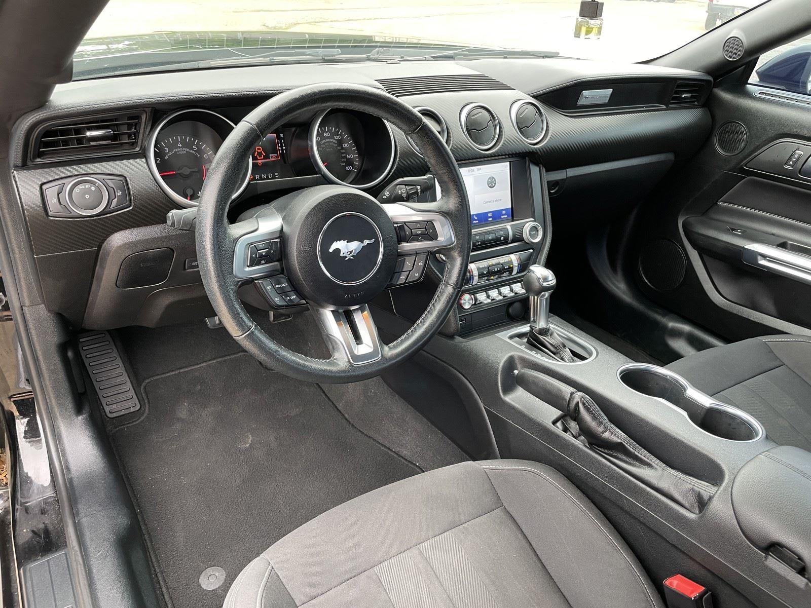 2022 Ford Mustang EcoBoost