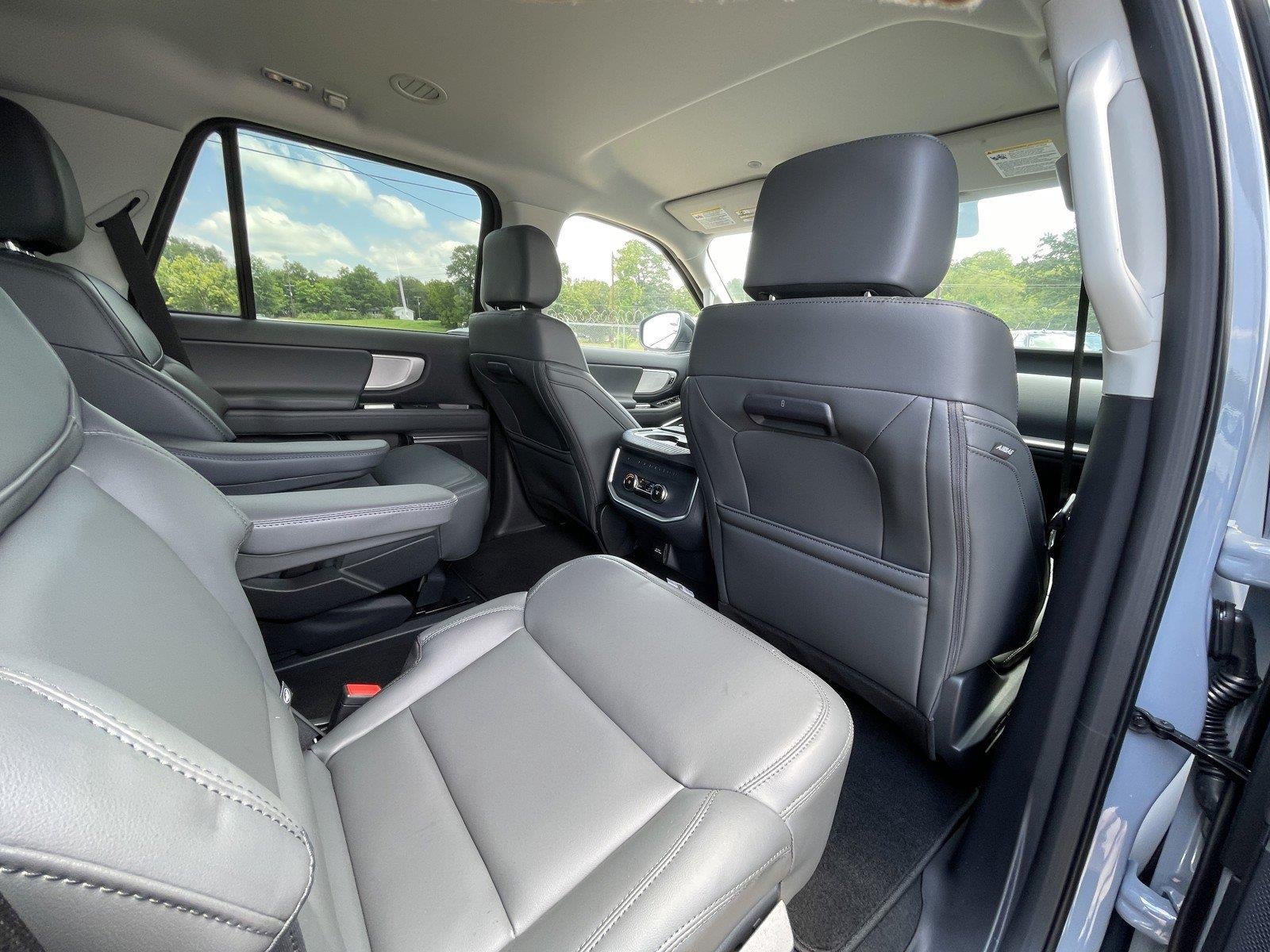 2027 Ford Expedition Active