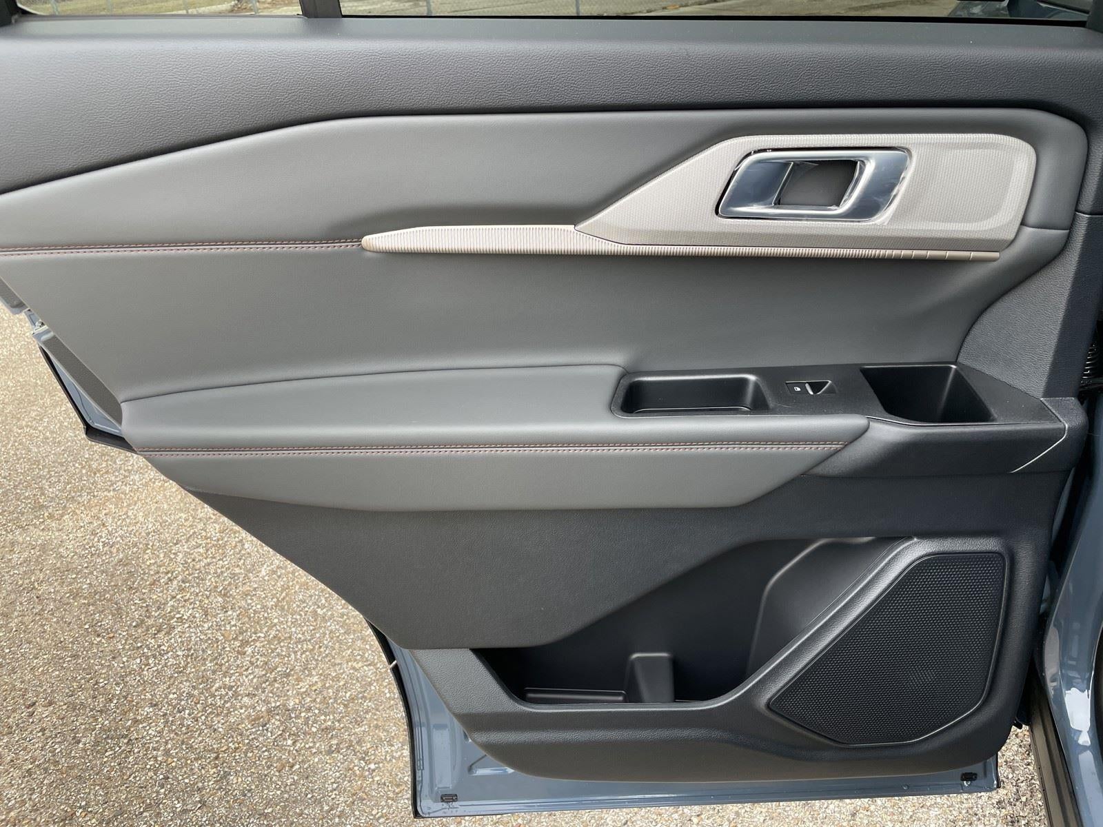 2026 Ford Explorer Active (100A)