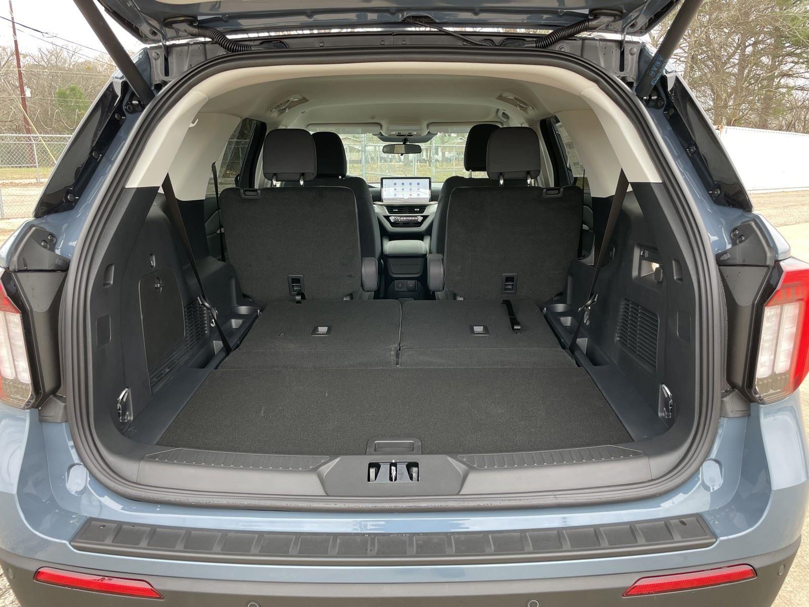 2026 Ford Explorer Active (100A)