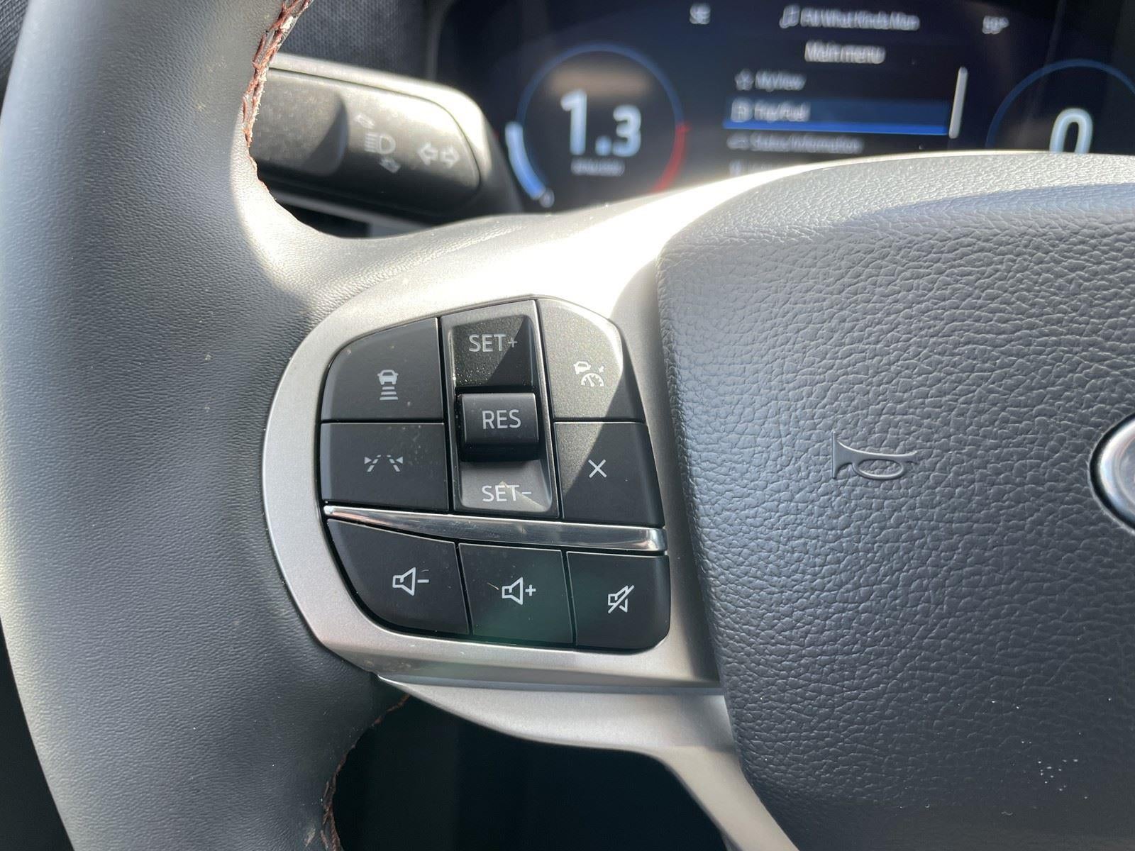 2026 Ford Explorer Active w/100A Pkg