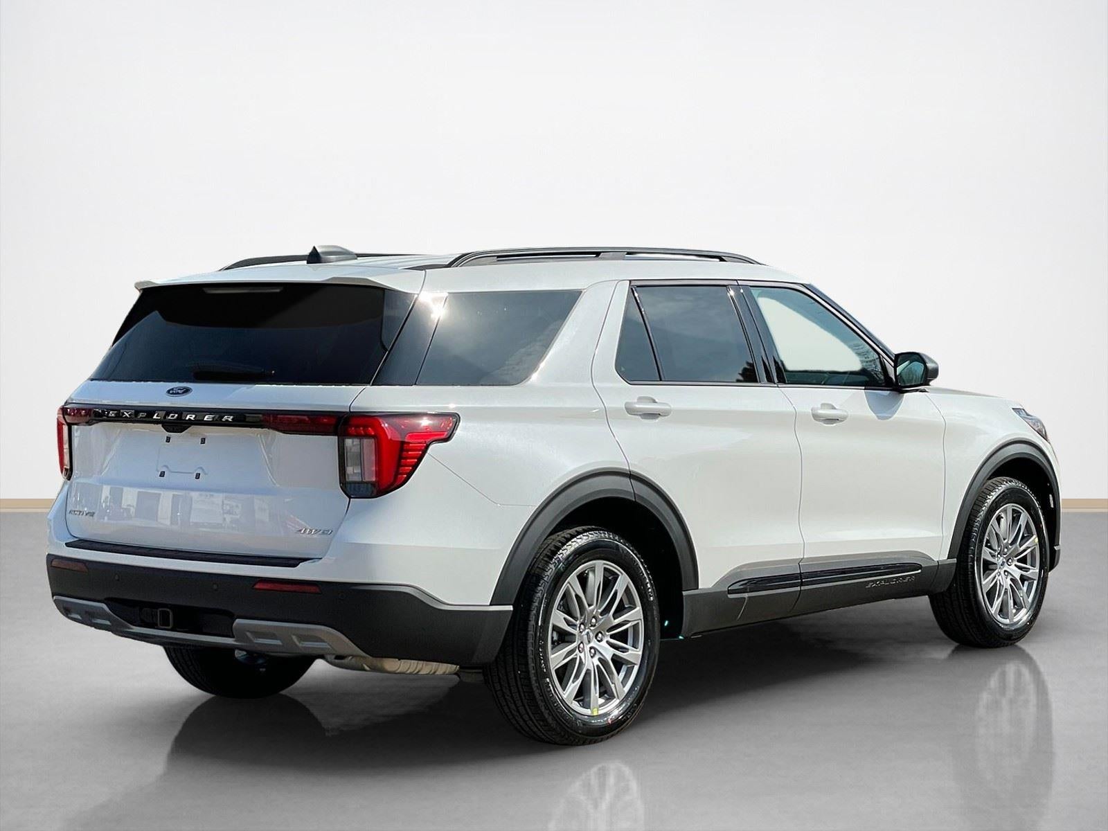 2026 Ford Explorer Active (100A)