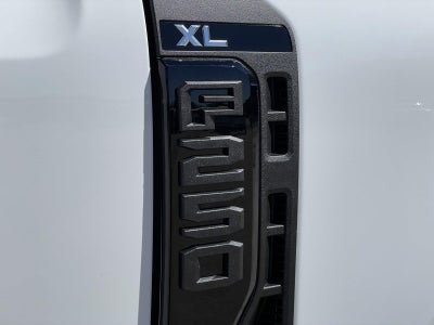 2027 Ford Super Duty F-250 SRW XL
