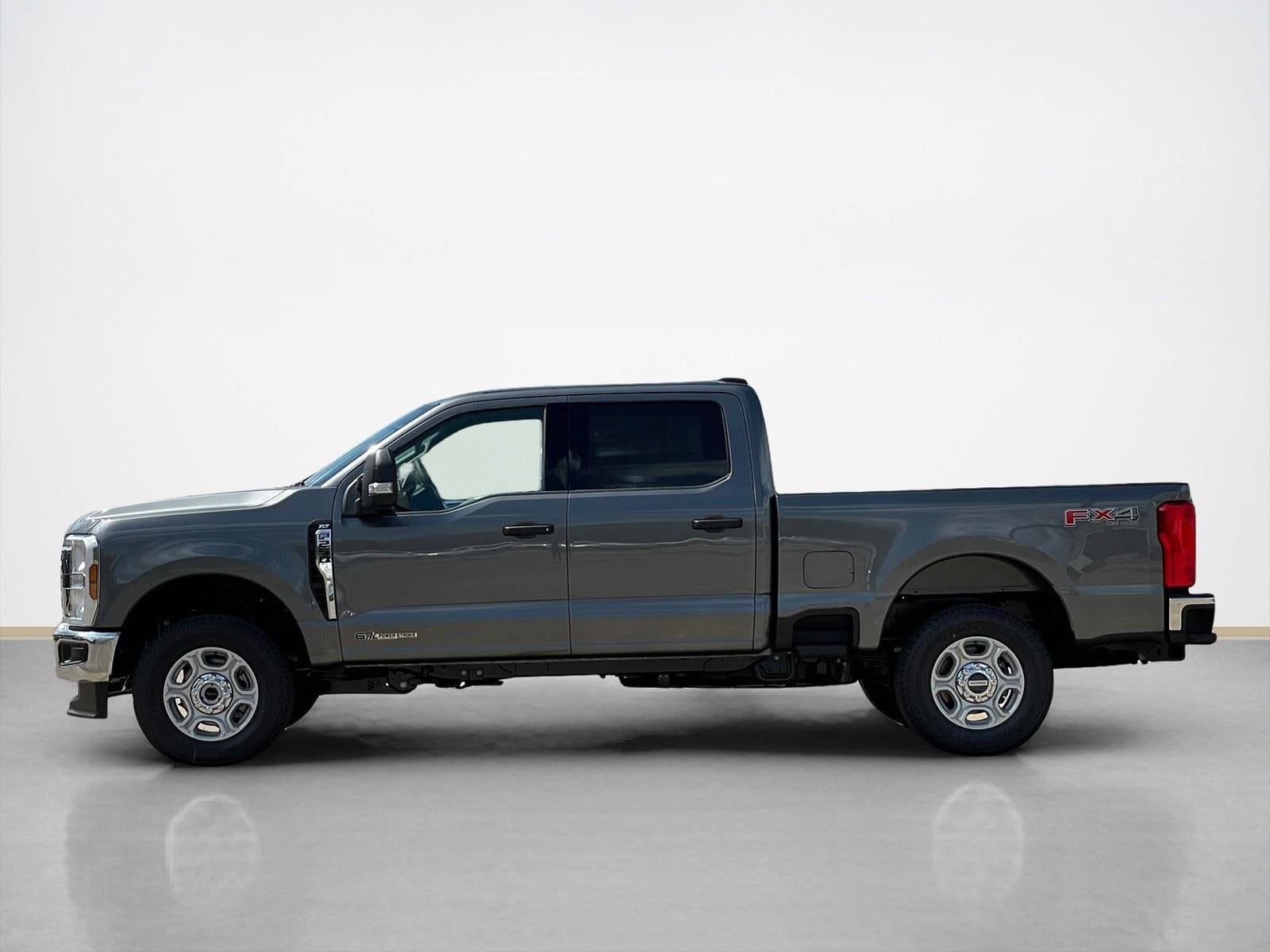 2026 Ford Super Duty F-250 SRW XLT