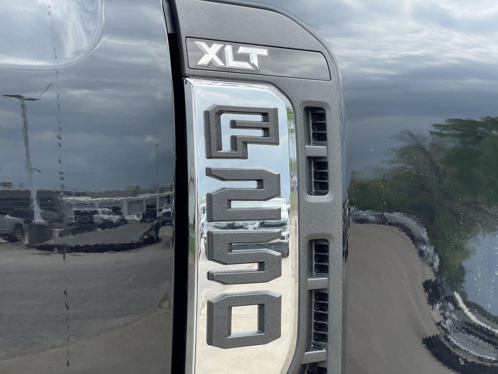 2026 Ford Super Duty F-250 SRW XLT