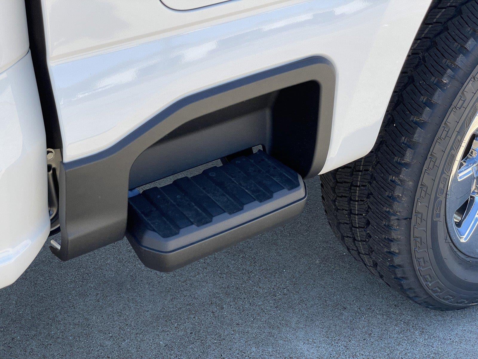 2027 Ford Super Duty F-250 SRW LARIAT