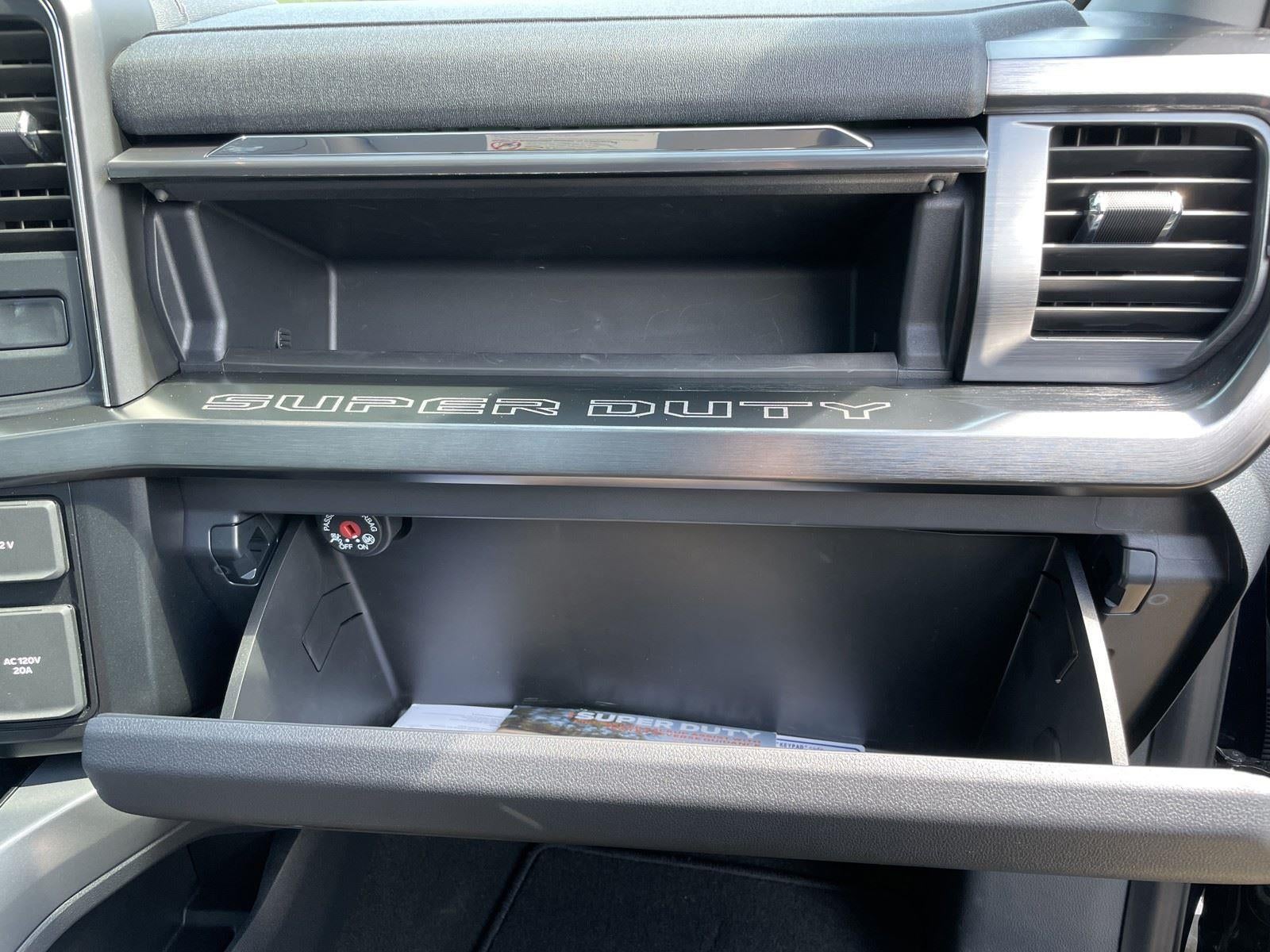 2024 Ford Super Duty F-250 SRW LARIAT