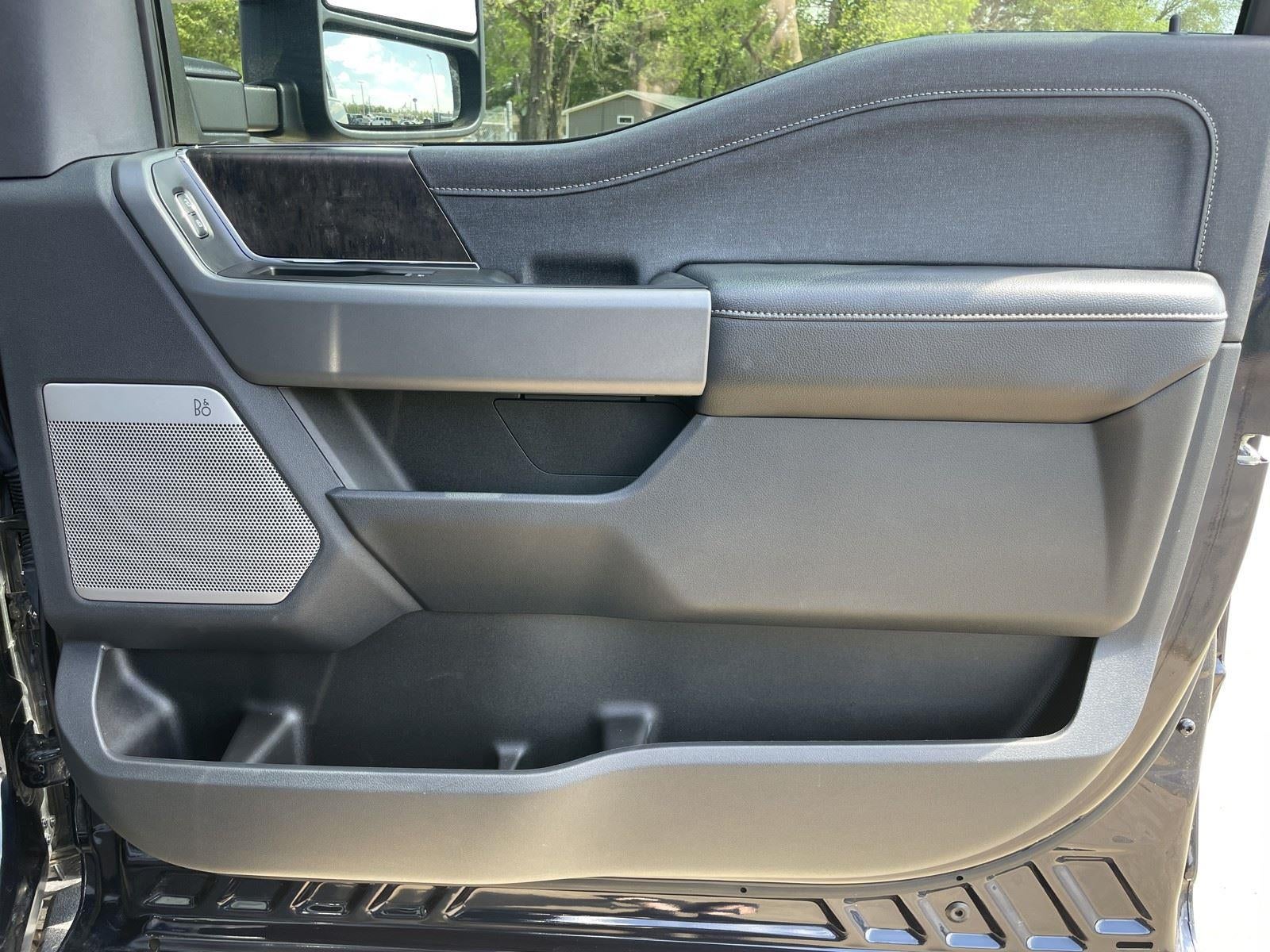 2024 Ford Super Duty F-250 SRW LARIAT