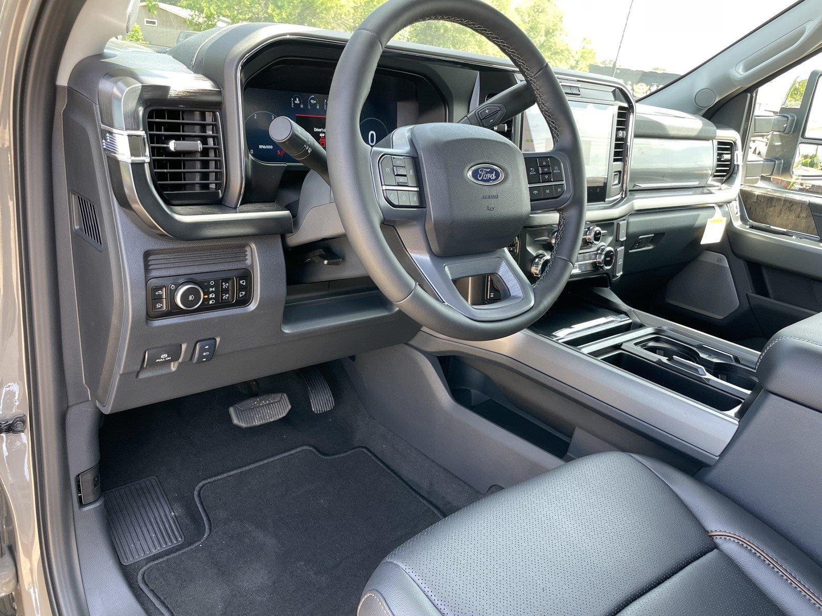 2026 Ford Super Duty F-250 SRW LARIAT