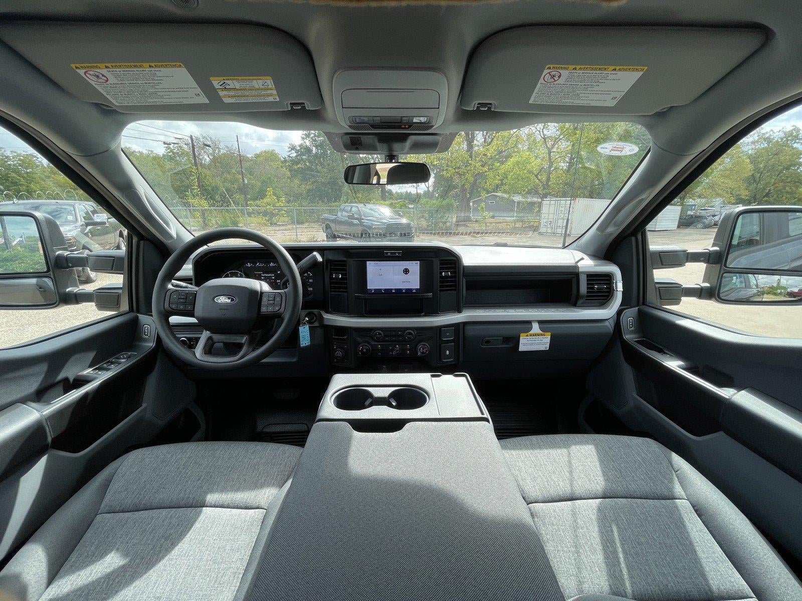 2027 Ford Super Duty F-350 SRW XL
