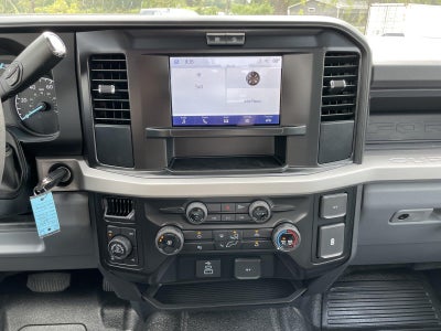 2027 Ford Super Duty F-350 SRW XL