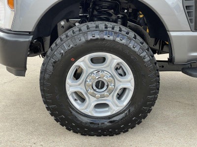 2027 Ford Super Duty F-350 SRW XL