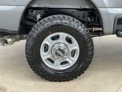 2027 Ford Super Duty F-350 SRW XL