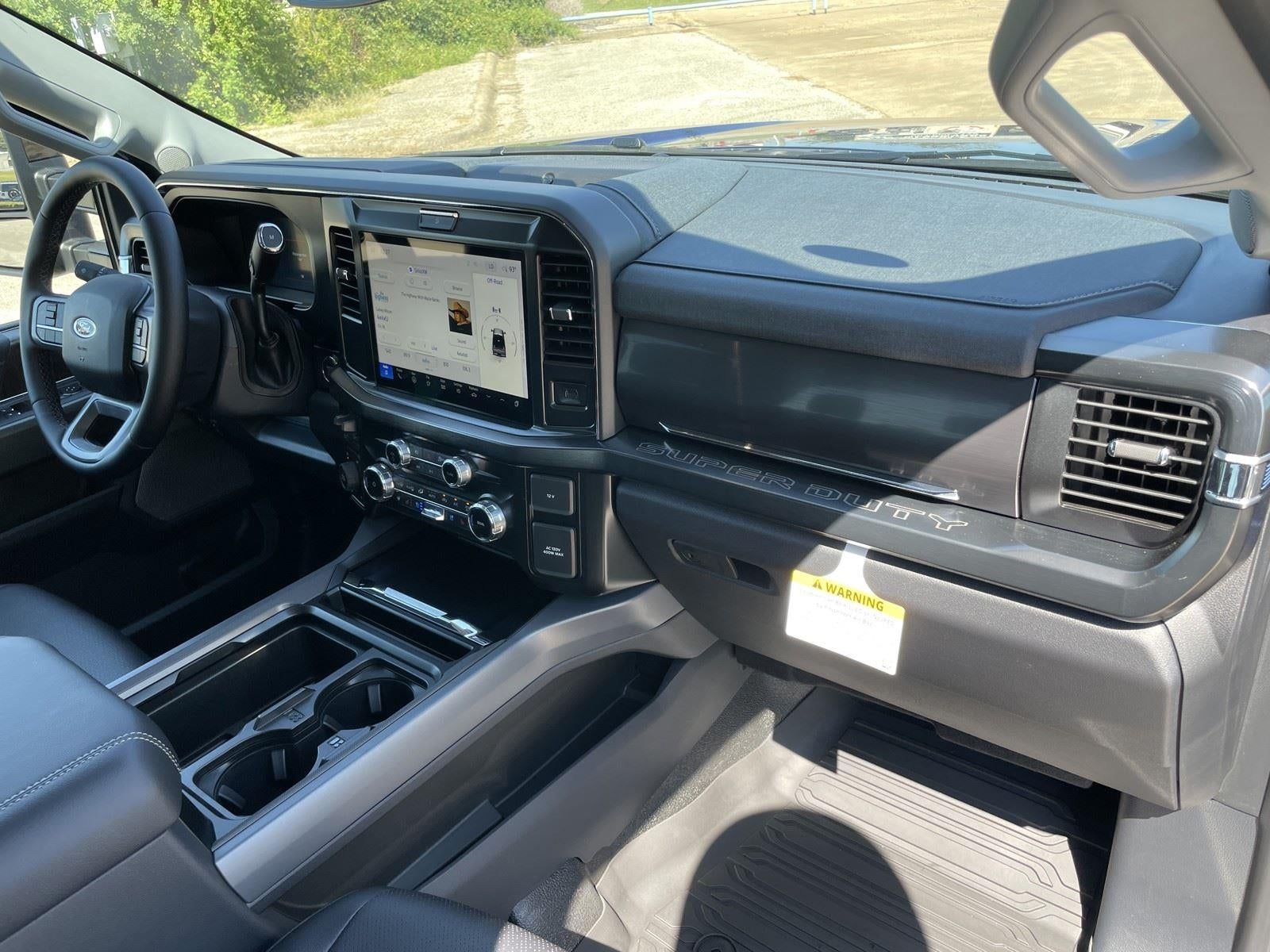 2026 Ford Super Duty F-350 SRW LARIAT