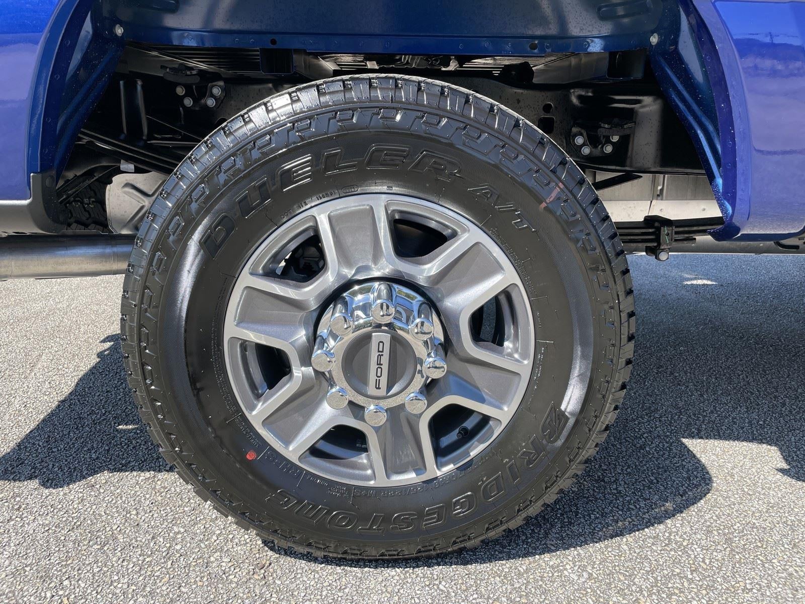 2026 Ford Super Duty F-350 SRW LARIAT