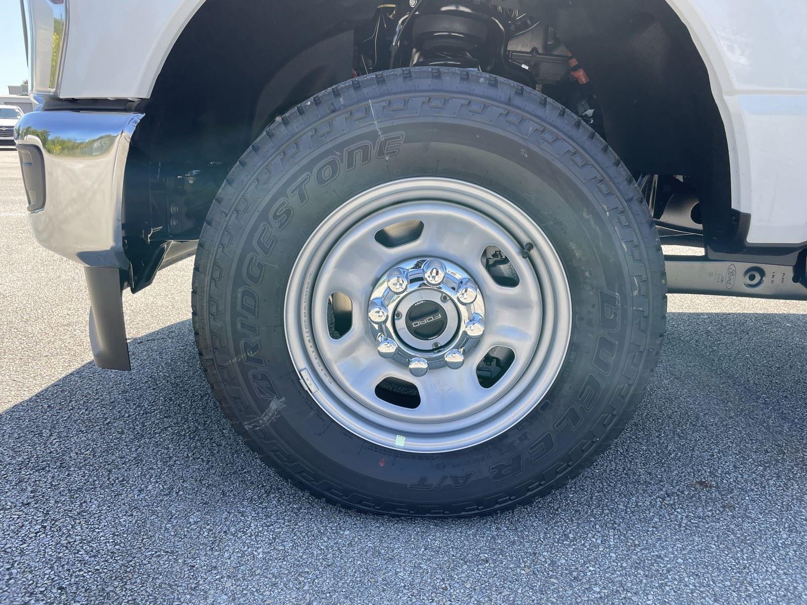 2026 Ford Super Duty F-350 SRW XL