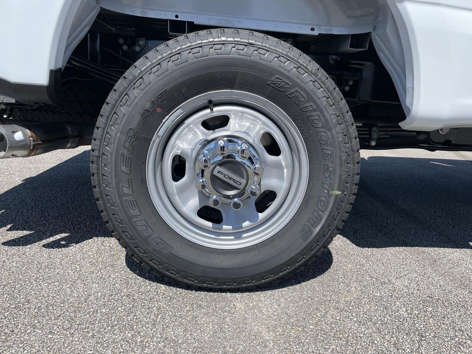 2026 Ford Super Duty F-350 SRW XL