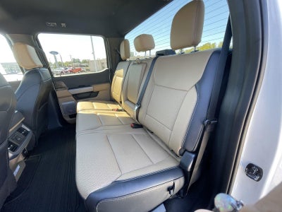 2026 Ford Super Duty F-350 SRW LARIAT