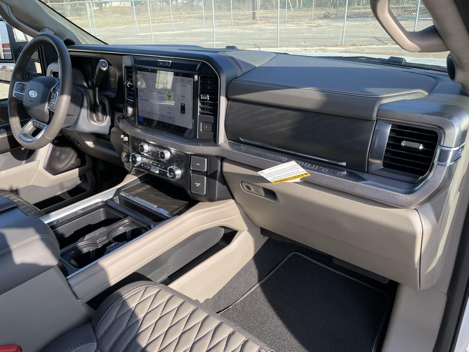 2026 Ford Super Duty F-350 DRW Platinum