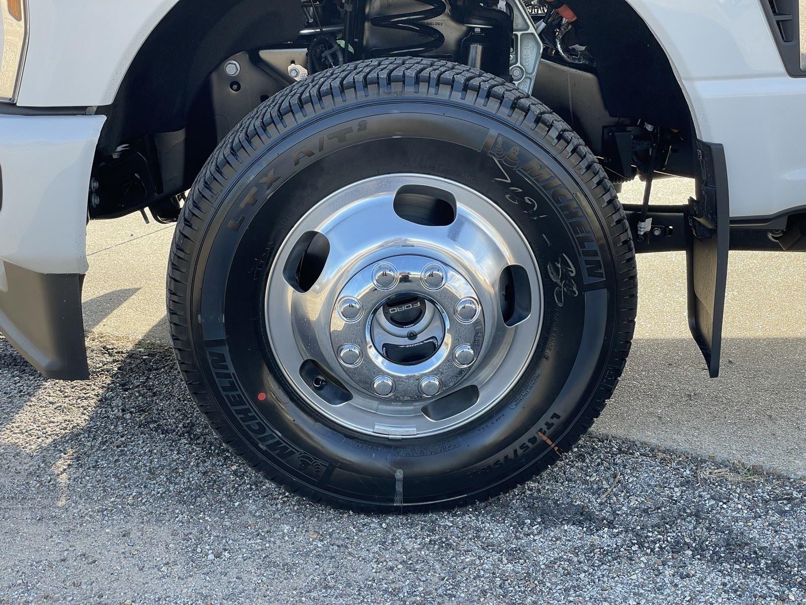 2026 Ford Super Duty F-350 DRW Platinum