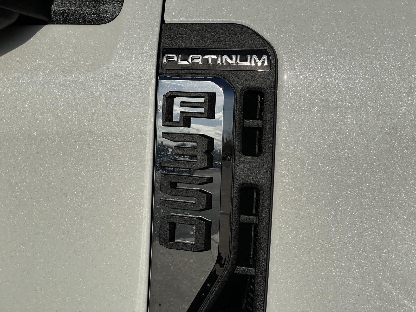 2026 Ford Super Duty F-350 DRW Platinum