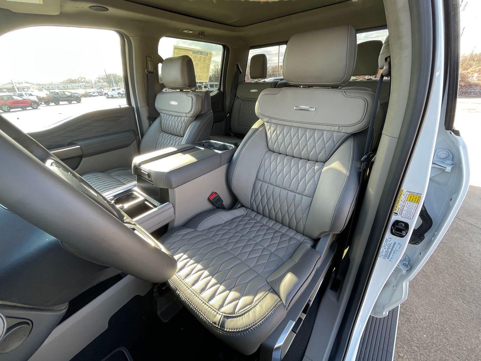 2026 Ford Super Duty F-350 DRW Platinum